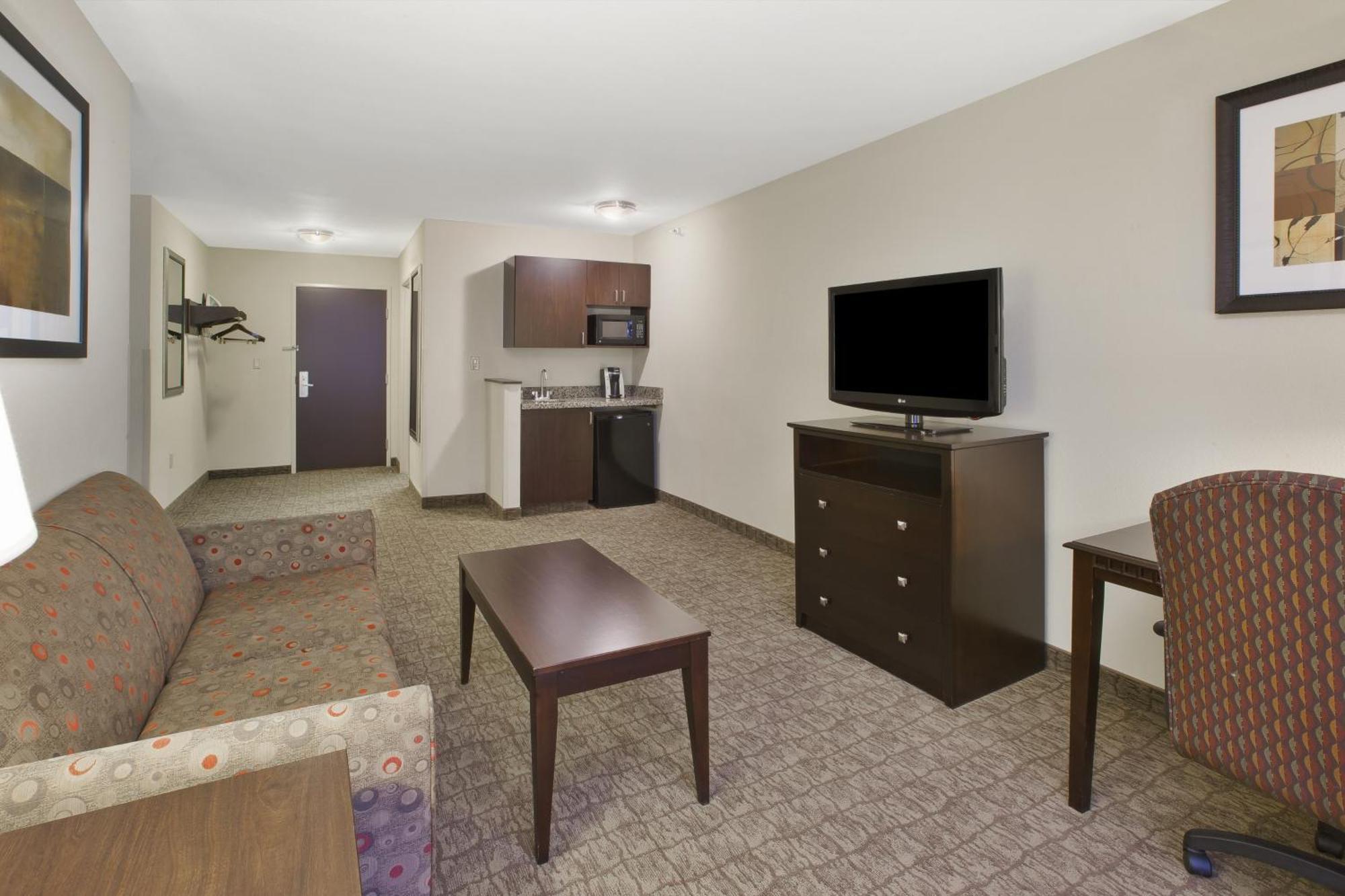Holiday Inn Express And Suites Wheeling By Ihg Triadelphia Bagian luar foto